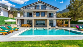 Oludeniz 4 Bedroom Villa - 9318
